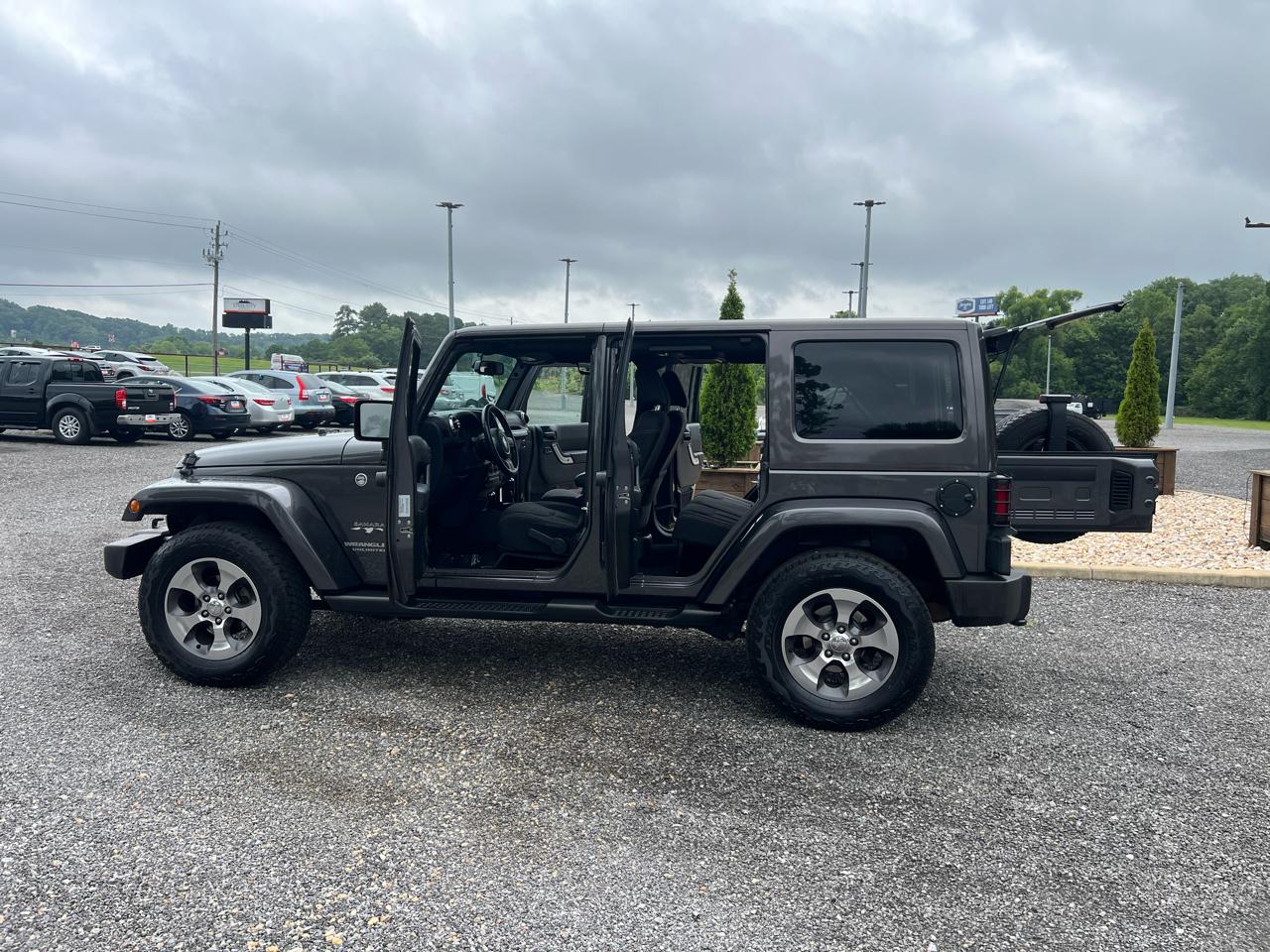 Jeep Wrangler  2017