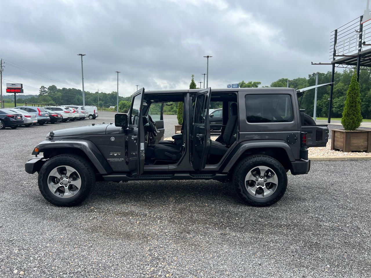 Jeep Wrangler  2017
