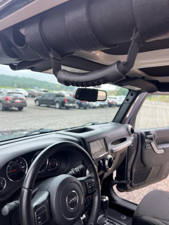 Jeep Wrangler  2017