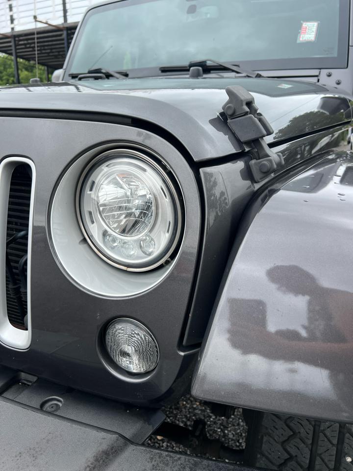 Jeep Wrangler  2017