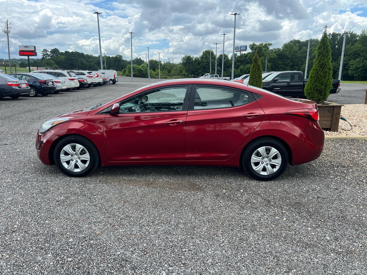 Hyundai Elantra  2016