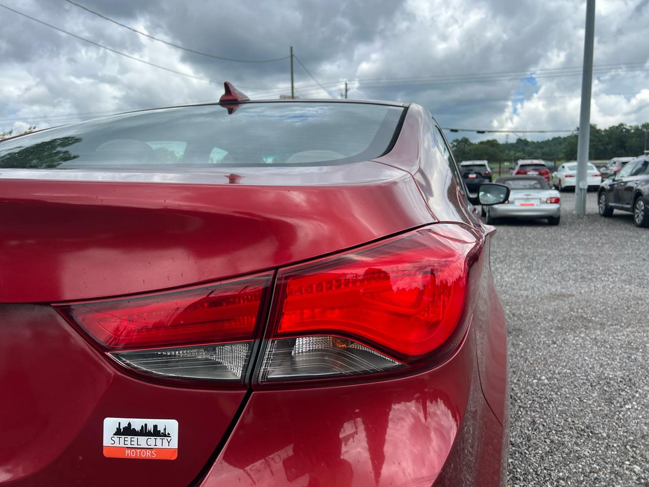 Hyundai Elantra  2016