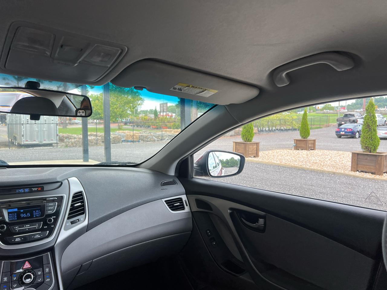 Hyundai Elantra  2016