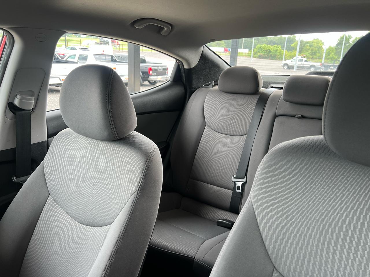 Hyundai Elantra  2016