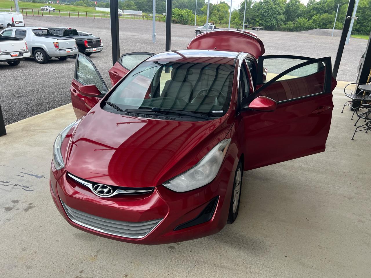 Hyundai Elantra  2016