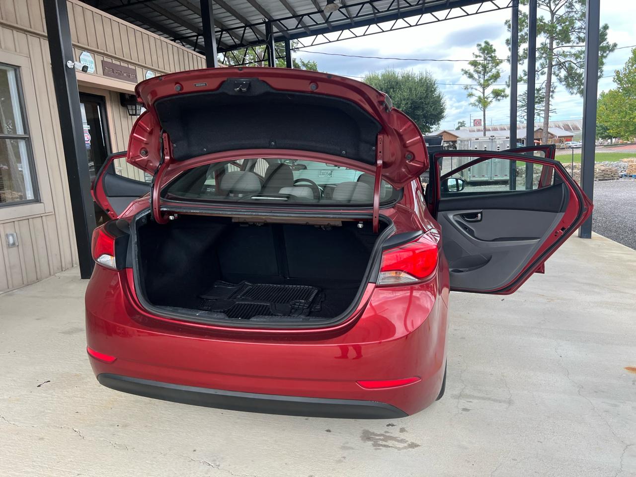Hyundai Elantra  2016