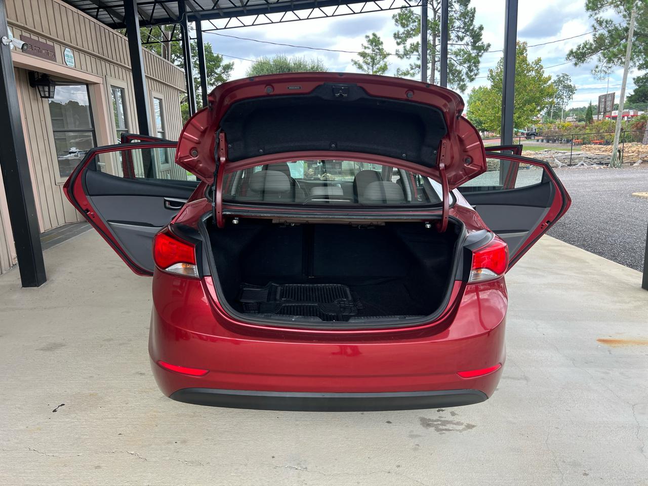 Hyundai Elantra  2016