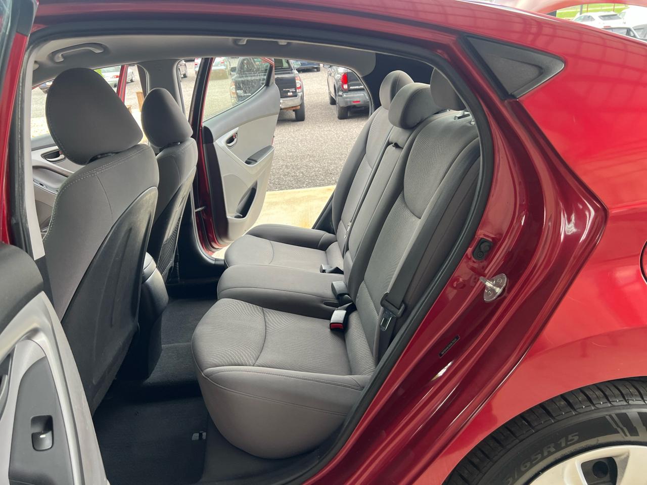 Hyundai Elantra  2016