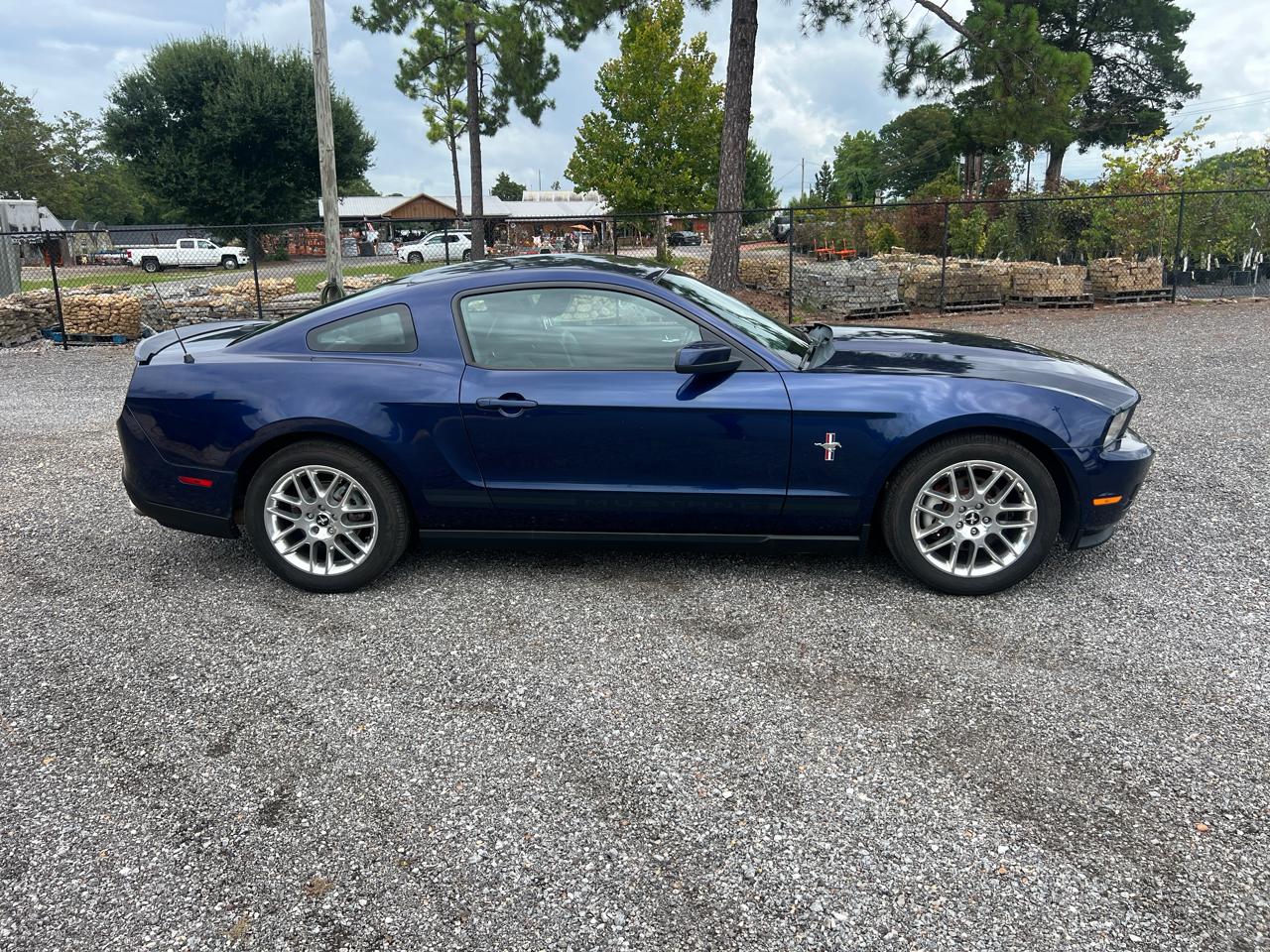 Ford Mustang  2012