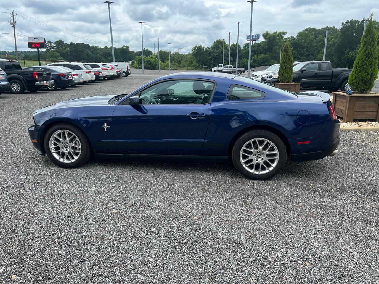 Ford Mustang  2012