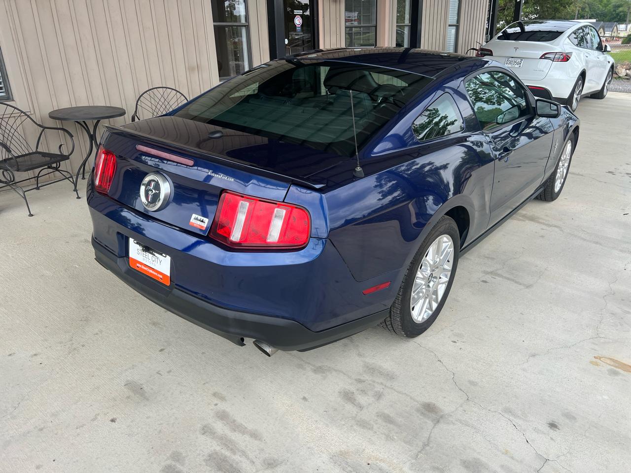 Ford Mustang  2012
