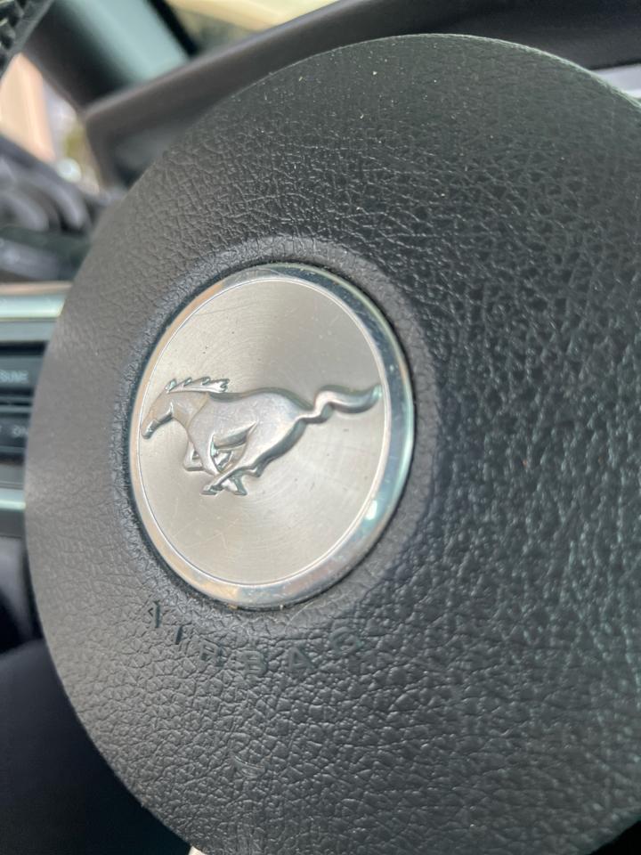 Ford Mustang  2012