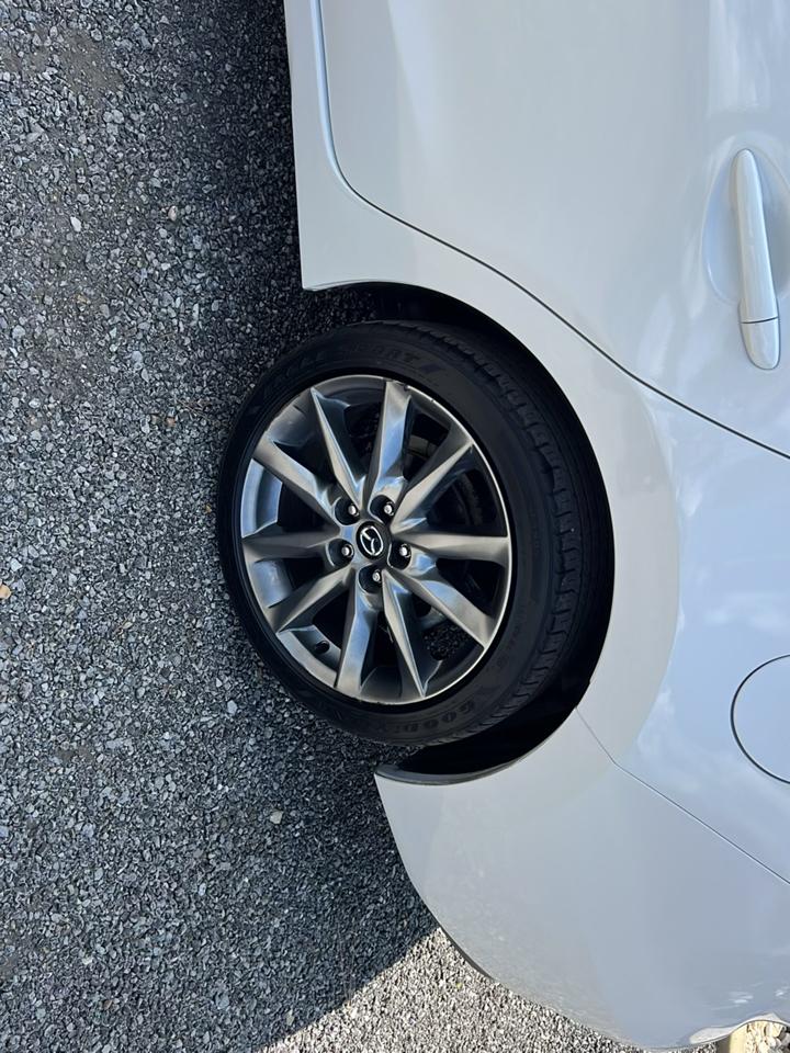 Mazda MAZDA3  2018