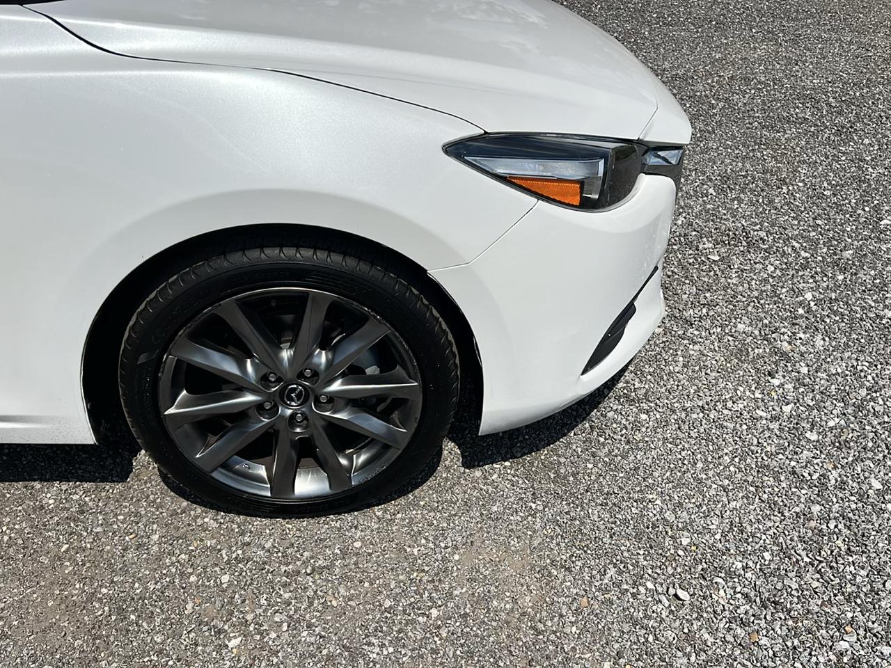 Mazda MAZDA3  2018
