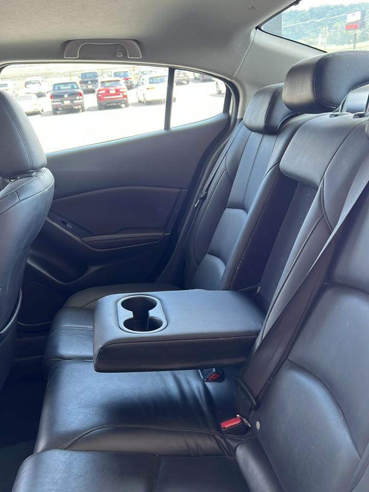 Mazda MAZDA3  2018