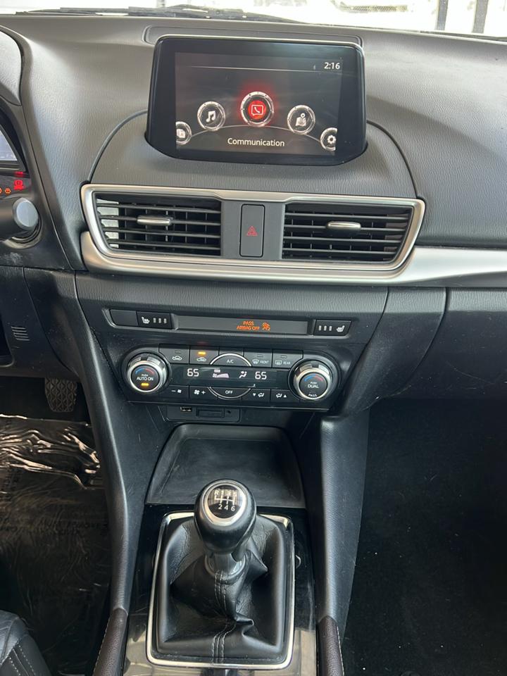 Mazda MAZDA3  2018