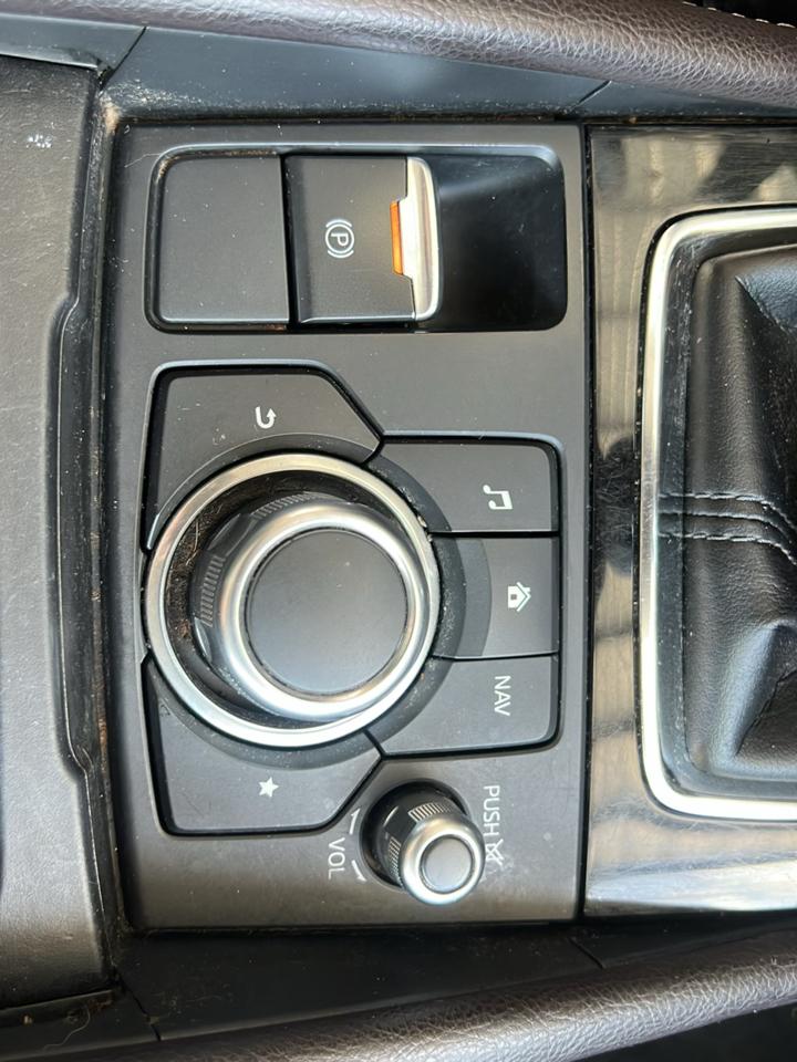 Mazda MAZDA3  2018