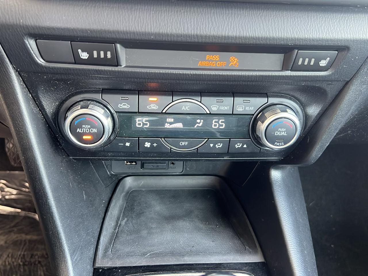 Mazda MAZDA3  2018