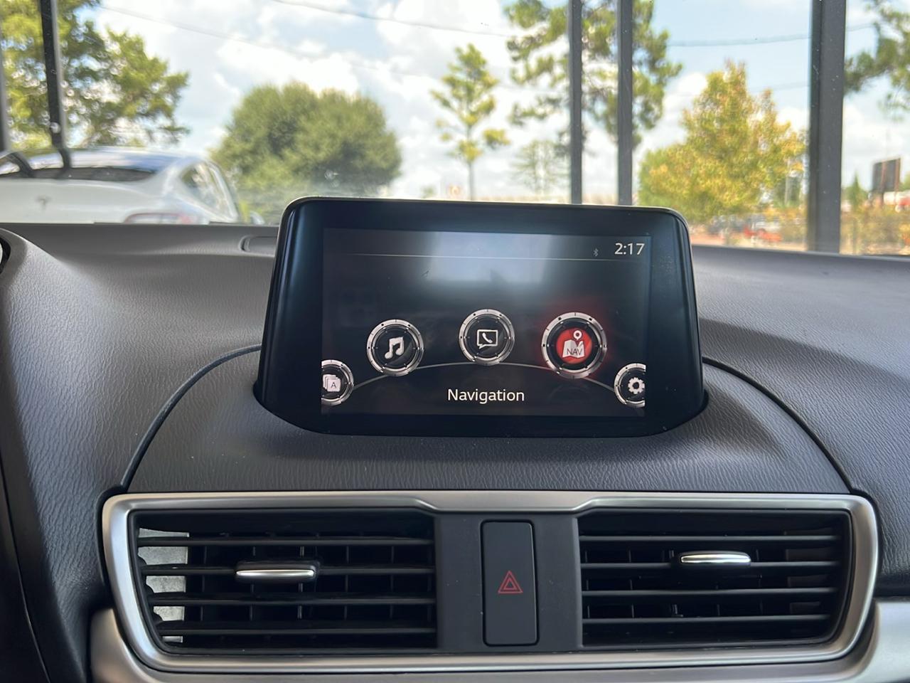 Mazda MAZDA3  2018