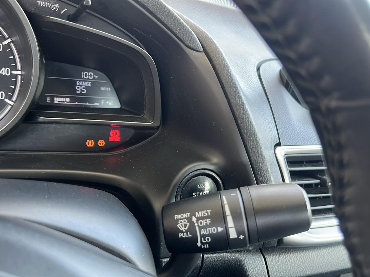 Mazda MAZDA3  2018