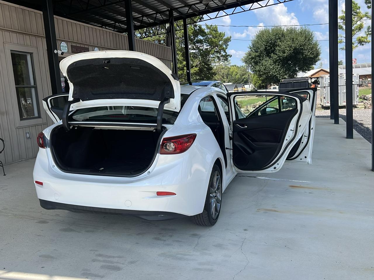 Mazda MAZDA3  2018