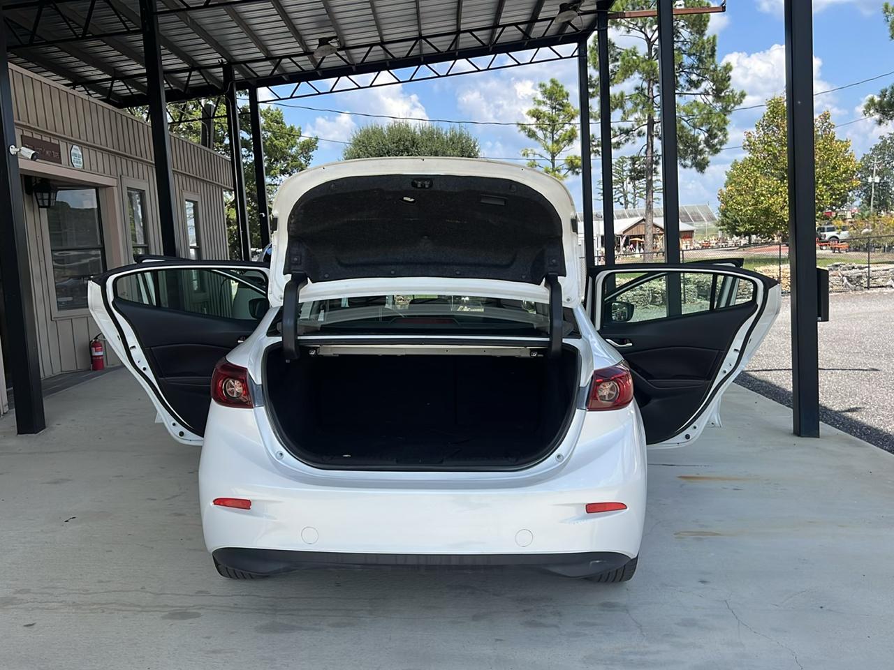 Mazda MAZDA3  2018