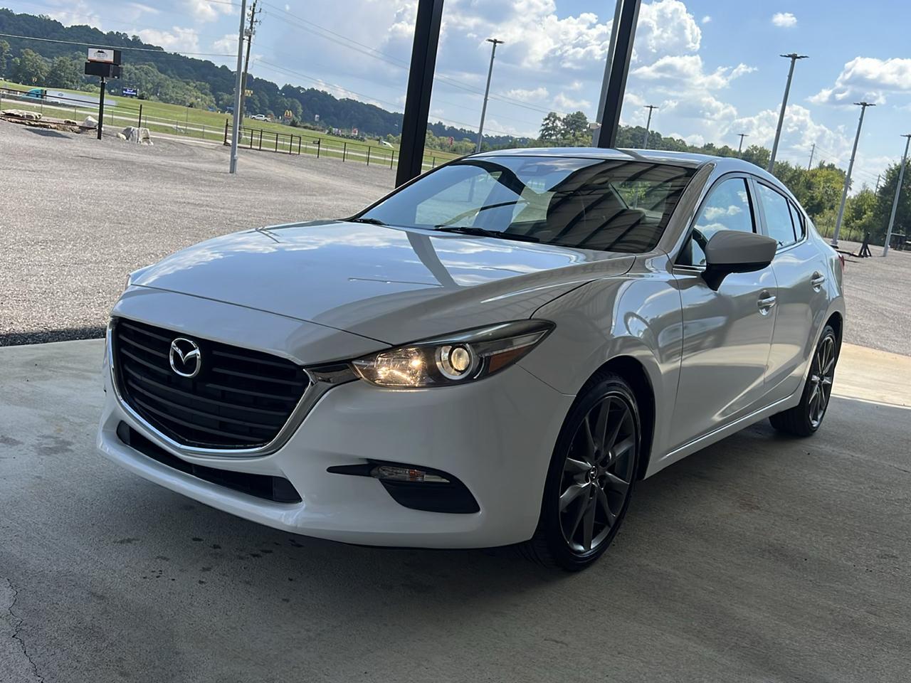 Mazda MAZDA3  2018