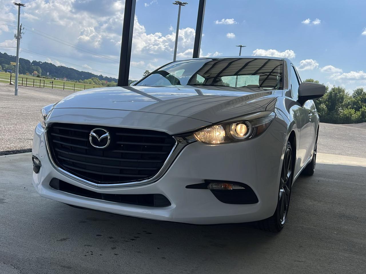Mazda MAZDA3  2018