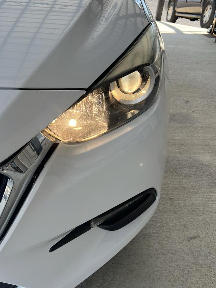 Mazda MAZDA3  2018