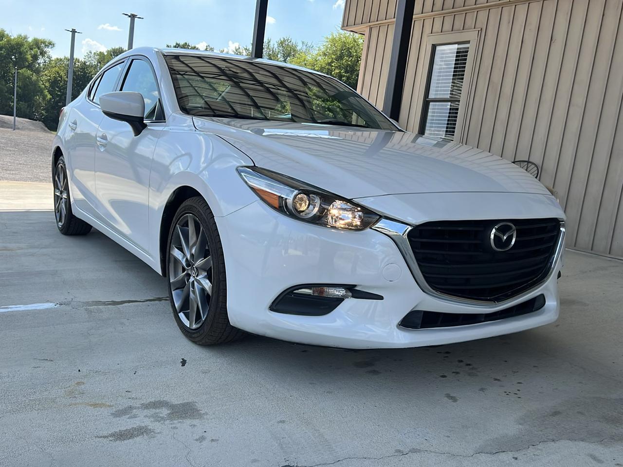 Mazda MAZDA3  2018