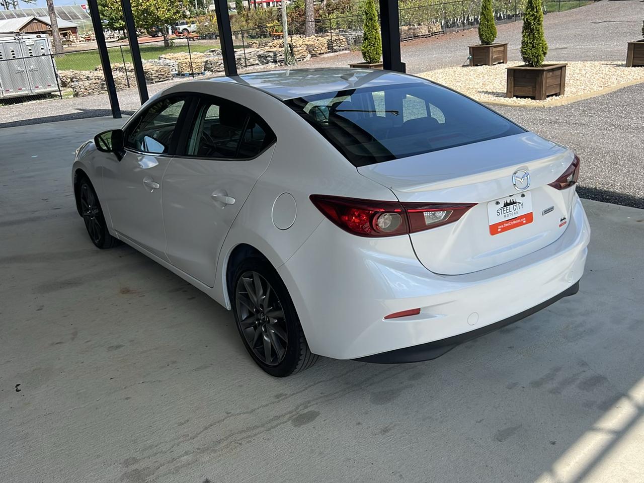 Mazda MAZDA3  2018