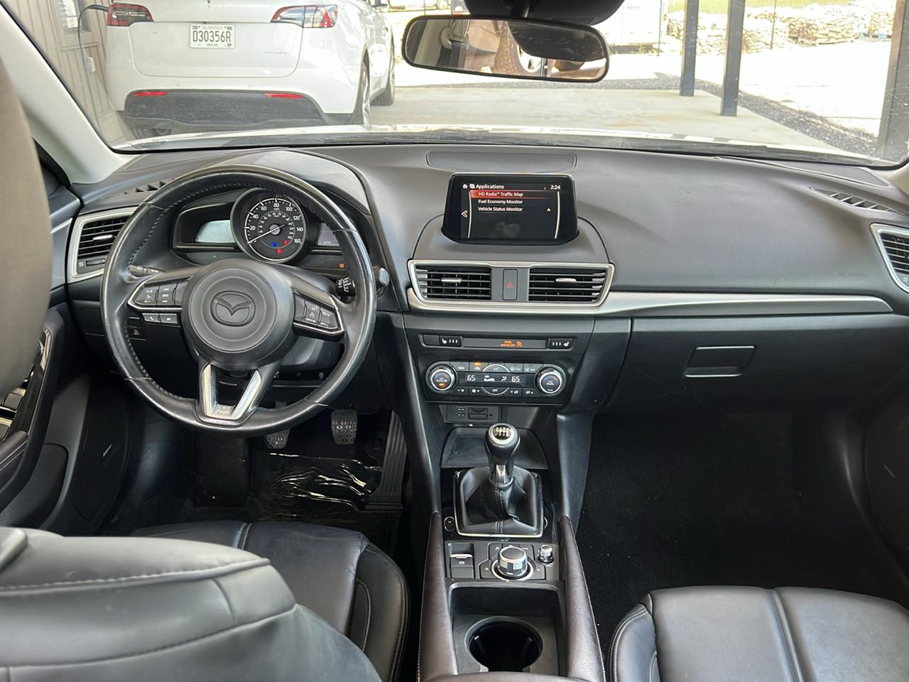 Mazda MAZDA3  2018