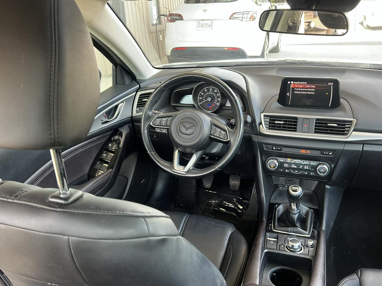 Mazda MAZDA3  2018
