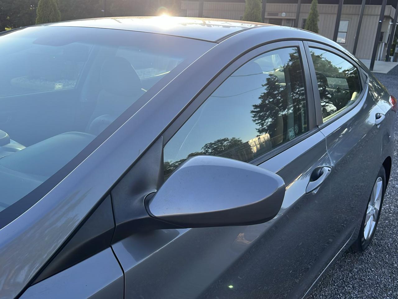 Hyundai Elantra  2013