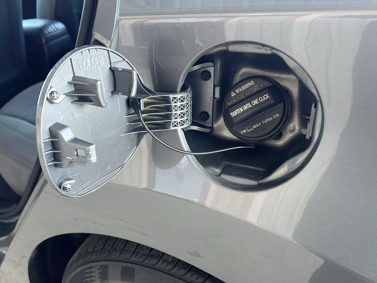 Hyundai Elantra  2013