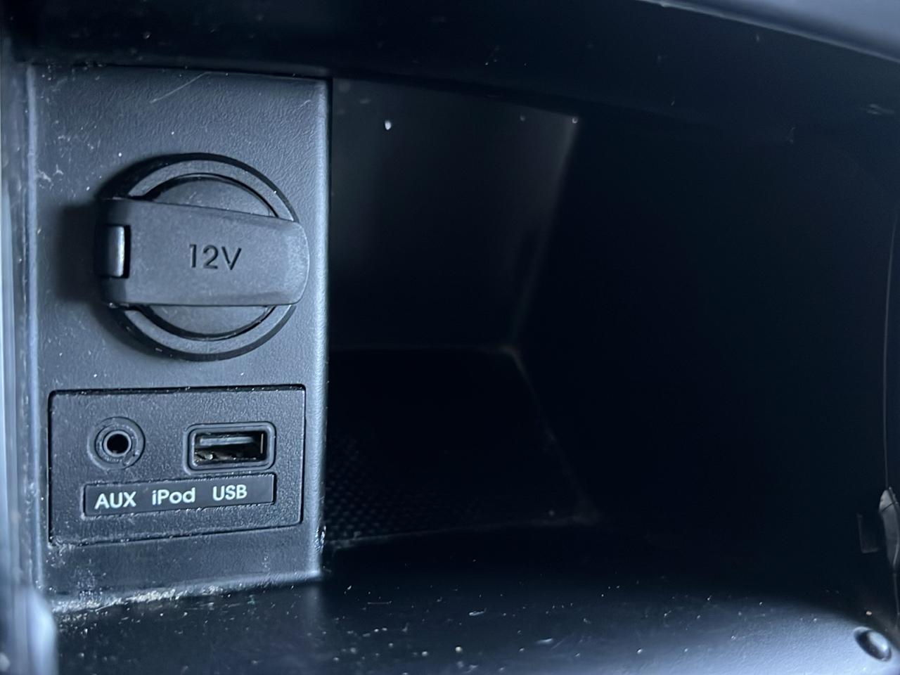 Hyundai Elantra  2013