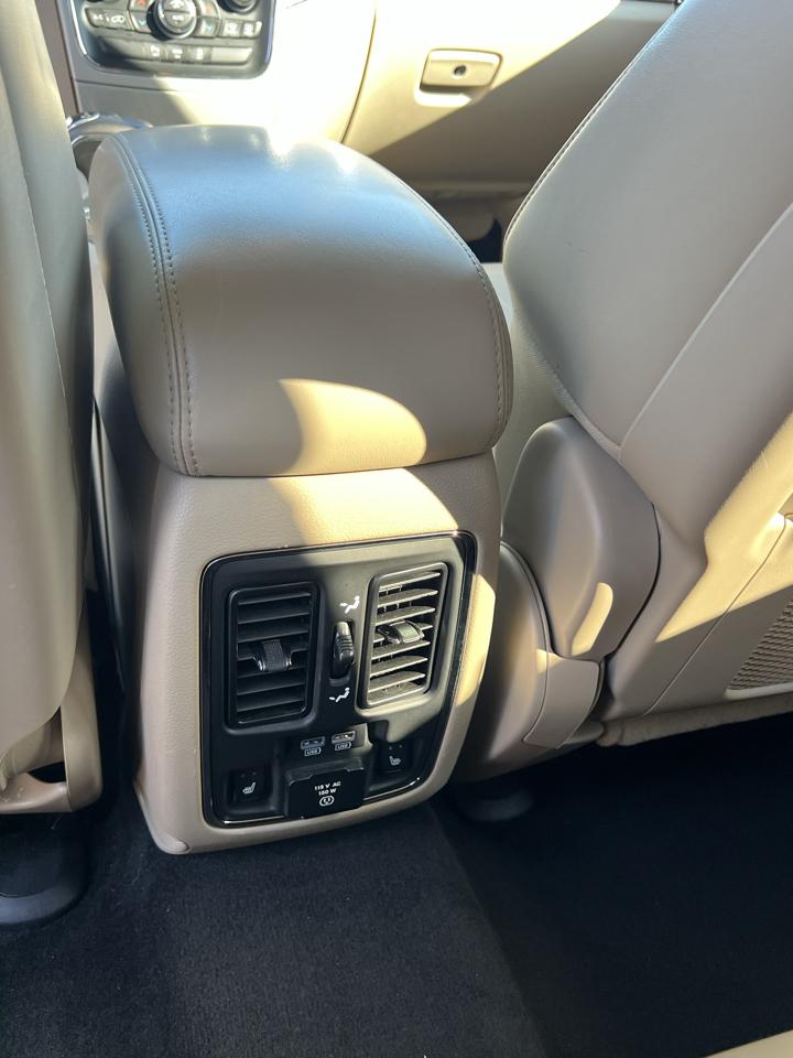 Jeep Grand Cherokee  2014
