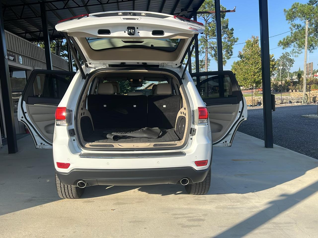 Jeep Grand Cherokee  2014