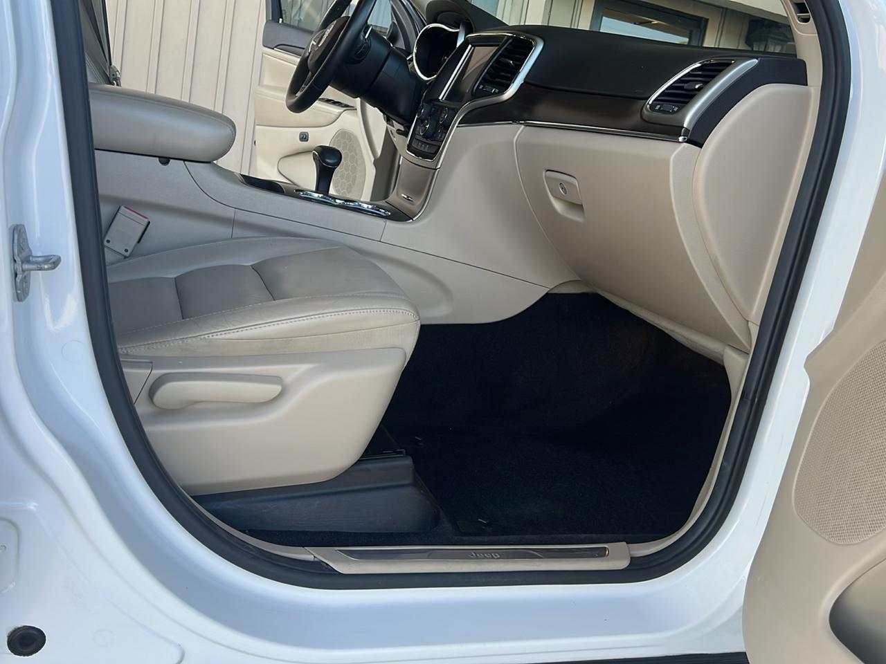 Jeep Grand Cherokee  2014