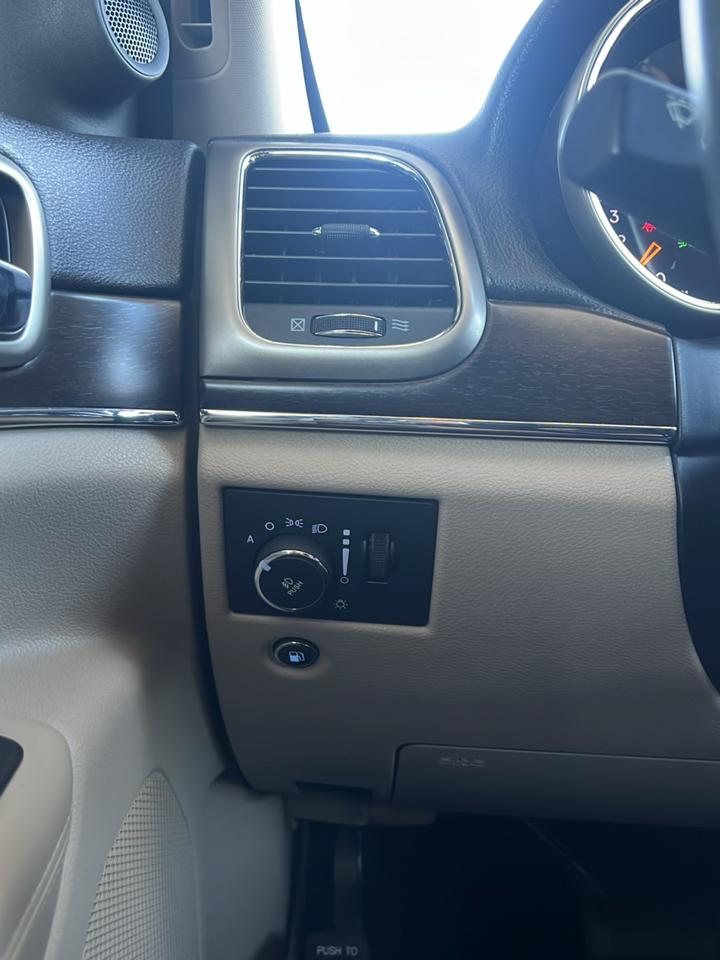 Jeep Grand Cherokee  2014