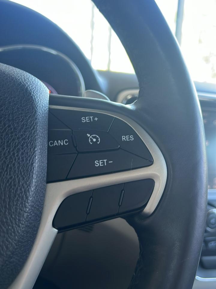 Jeep Grand Cherokee  2014