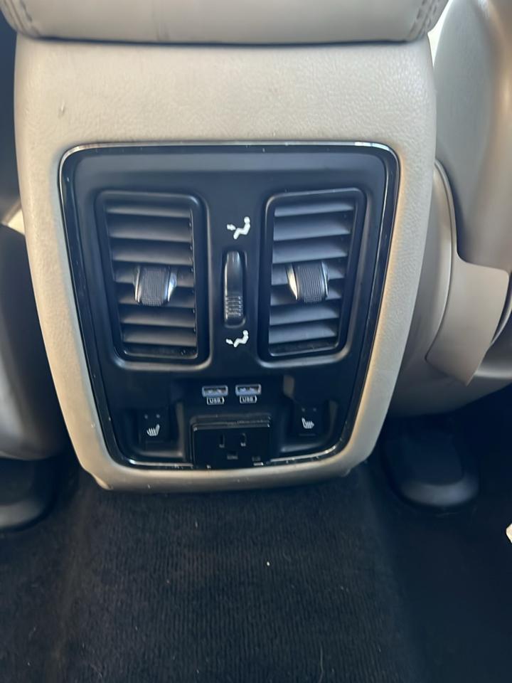 Jeep Grand Cherokee  2014