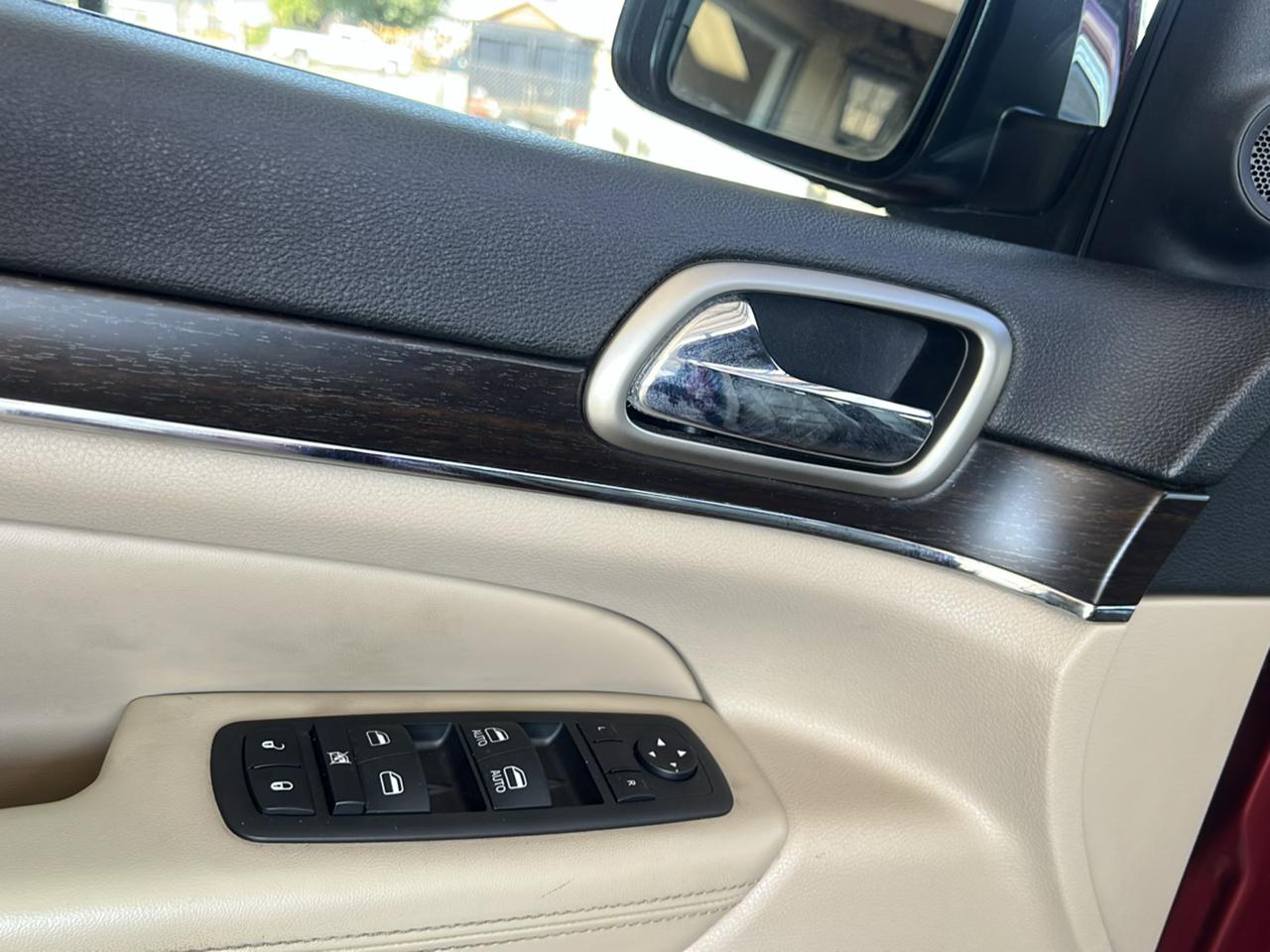 Jeep Grand Cherokee  2014