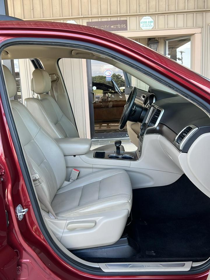 Jeep Grand Cherokee  2014