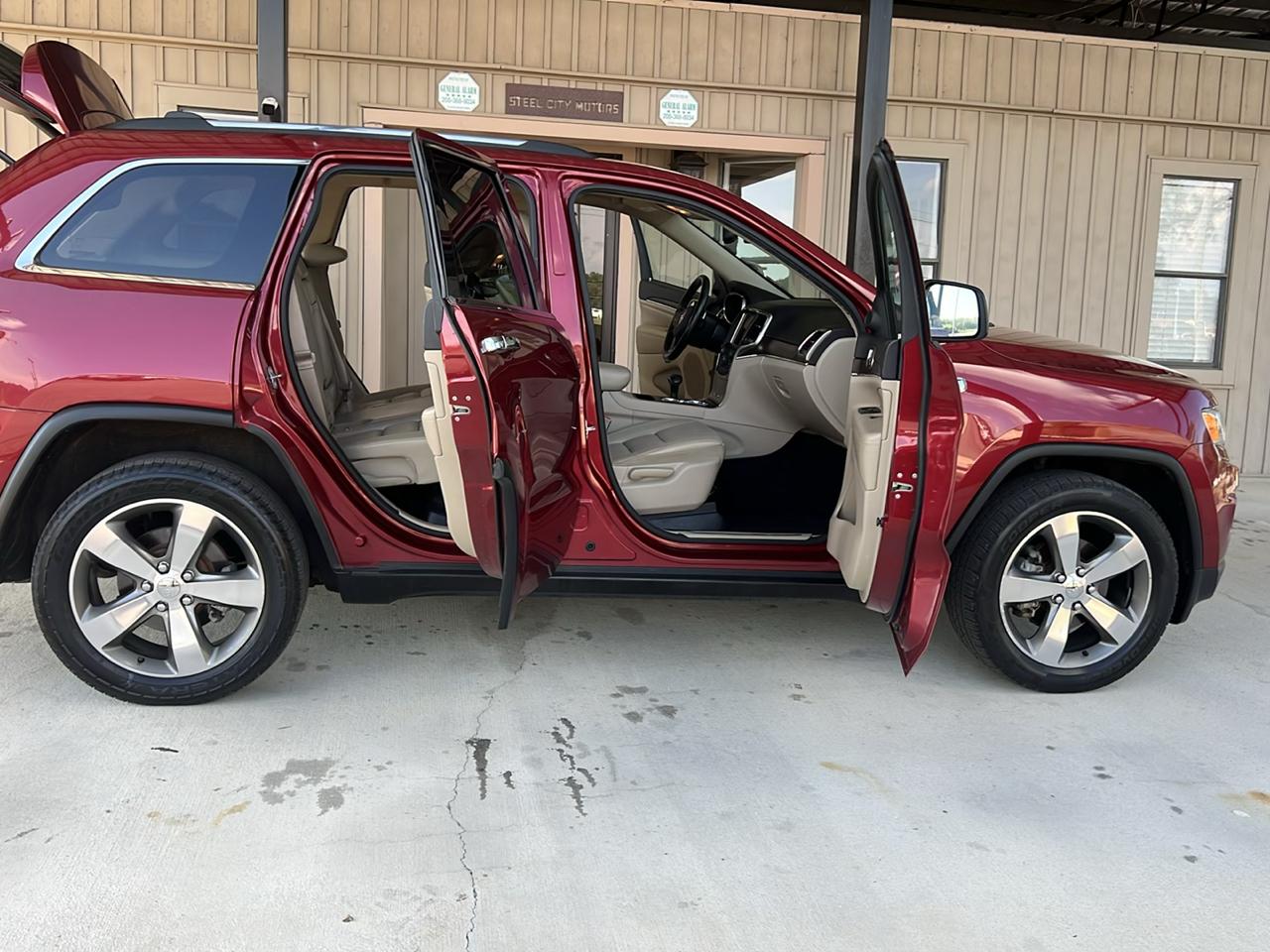Jeep Grand Cherokee  2014