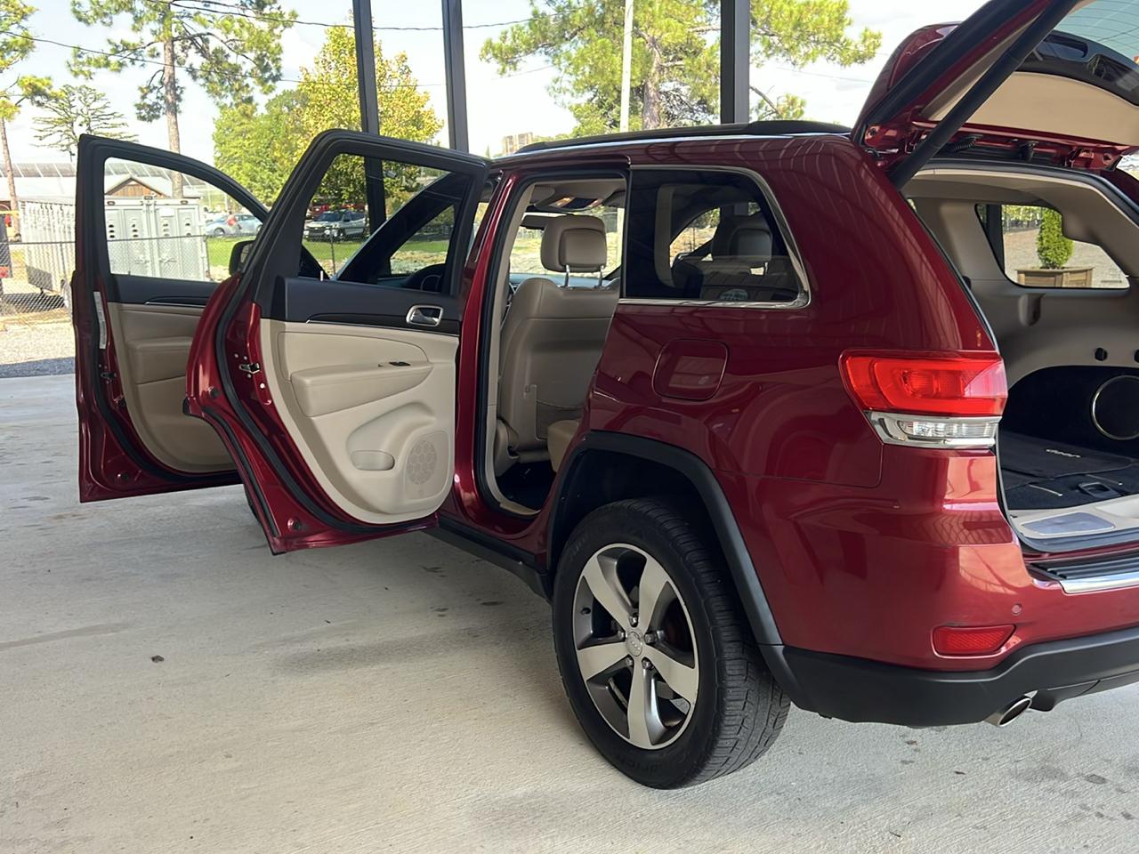 Jeep Grand Cherokee  2014