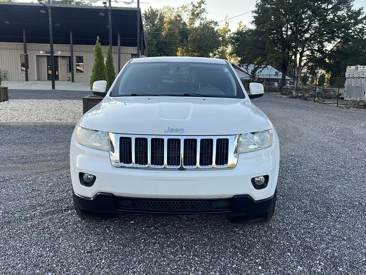 Jeep Grand Cherokee  2011