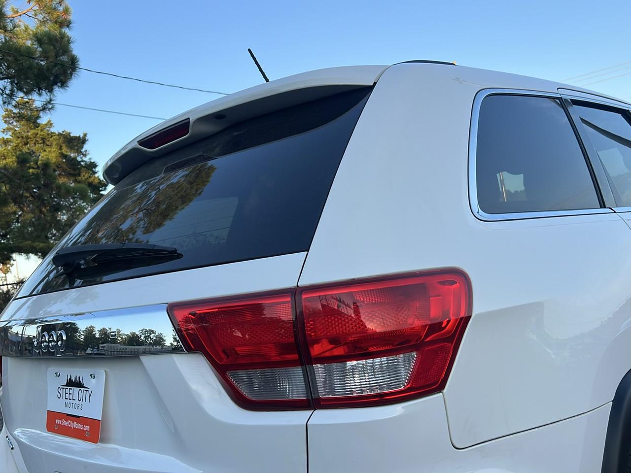 Jeep Grand Cherokee  2011