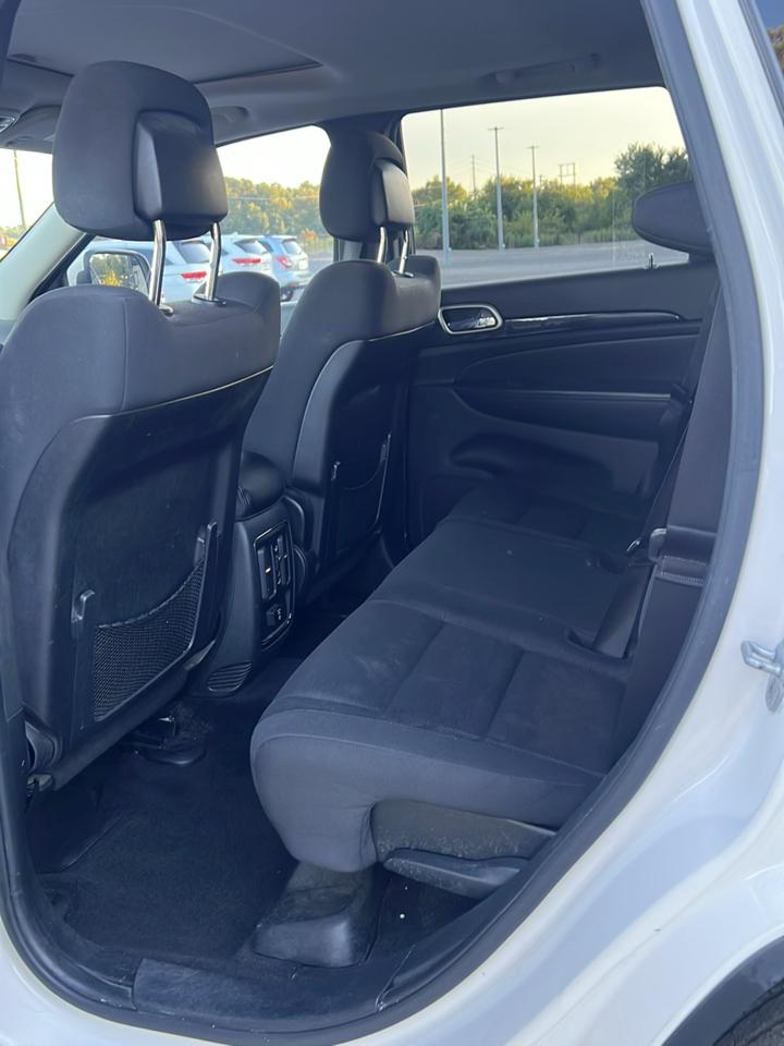 Jeep Grand Cherokee  2011