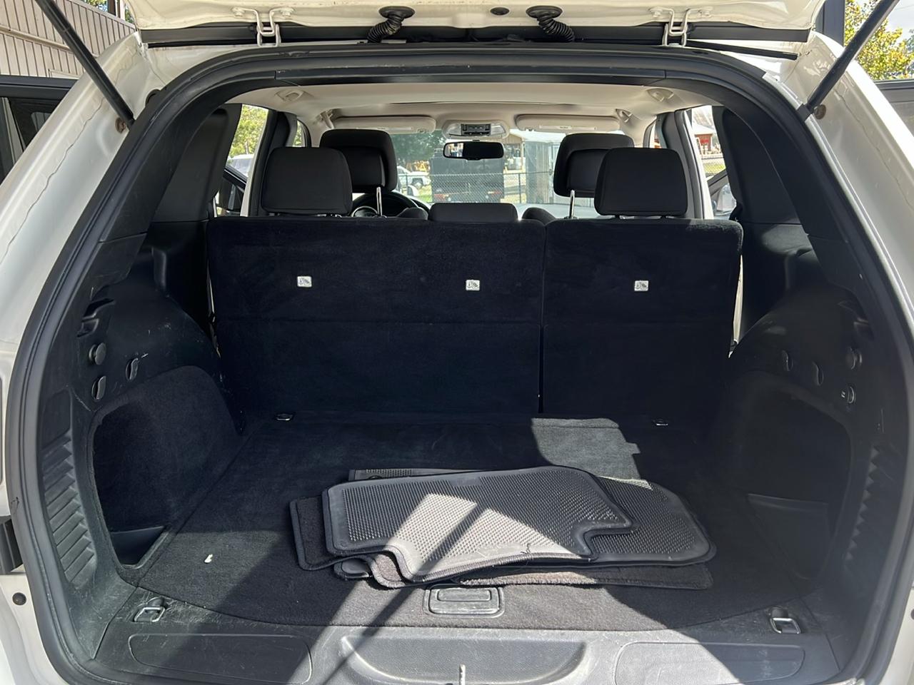 Jeep Grand Cherokee  2011